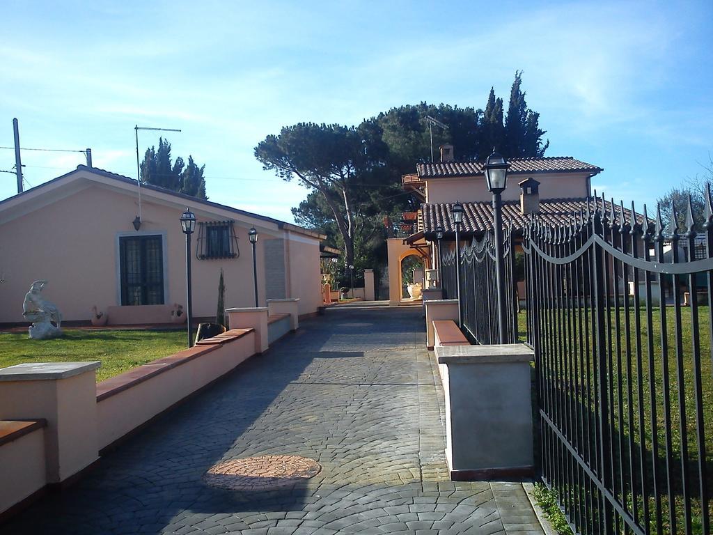 Villa Paradise Resort Gallicano nel Lazio Room photo