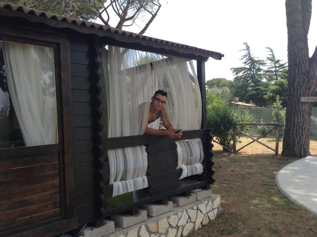 Villa Paradise Resort Gallicano nel Lazio Exterior photo